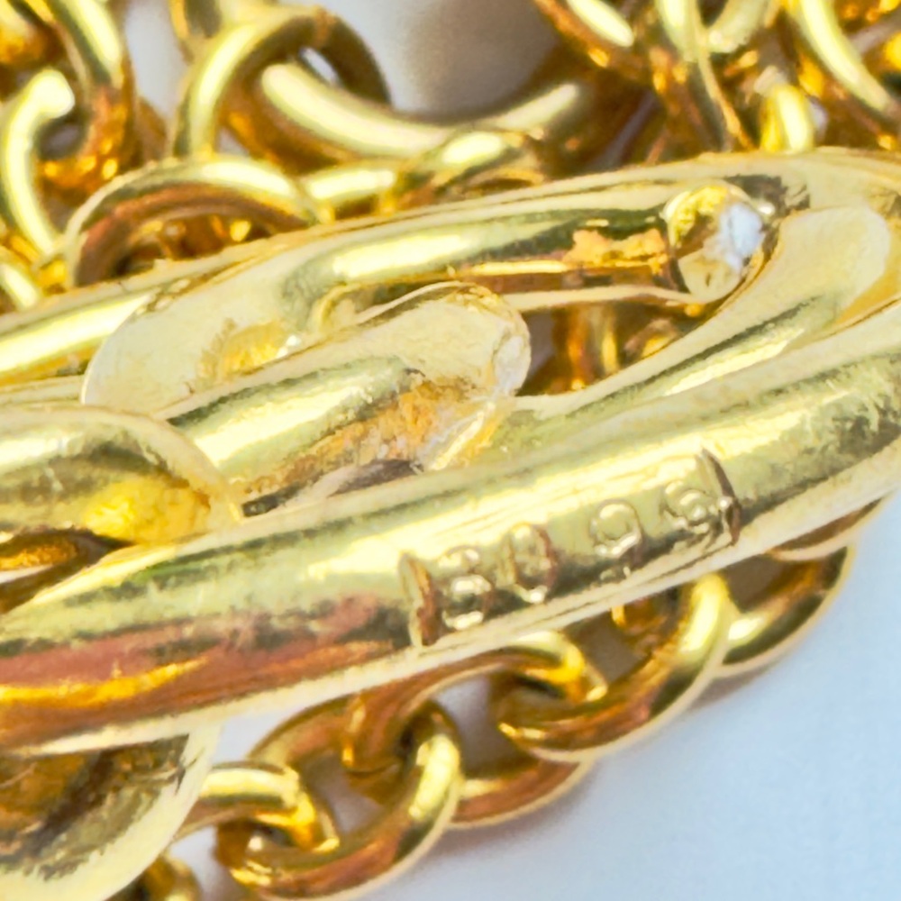 CHANEL Vintage 1993 Gold Plated Logo Medallion Chain Necklace 27”, CC logo 3” - Picture 9 of 10